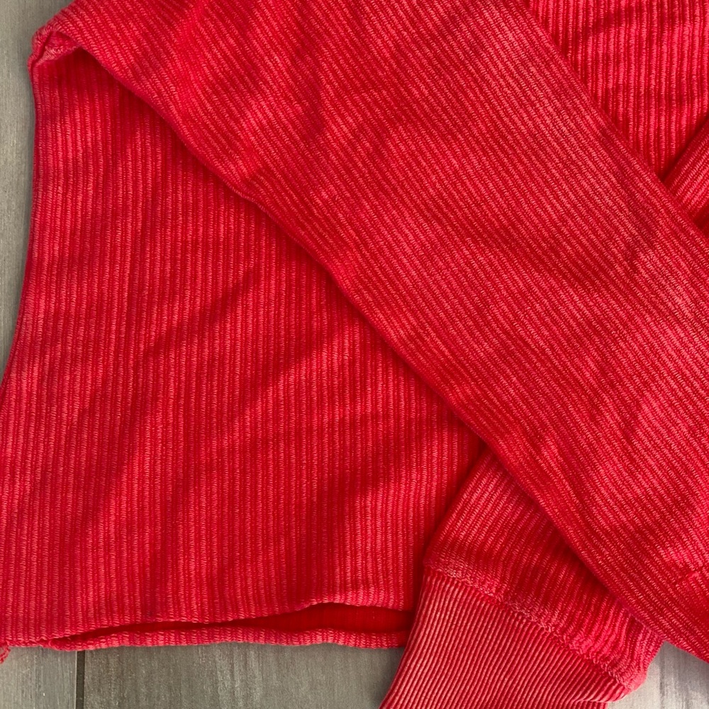 Cactus + Pearl ribbed raw hem long sleeve top NWT - Picture 2 of 2